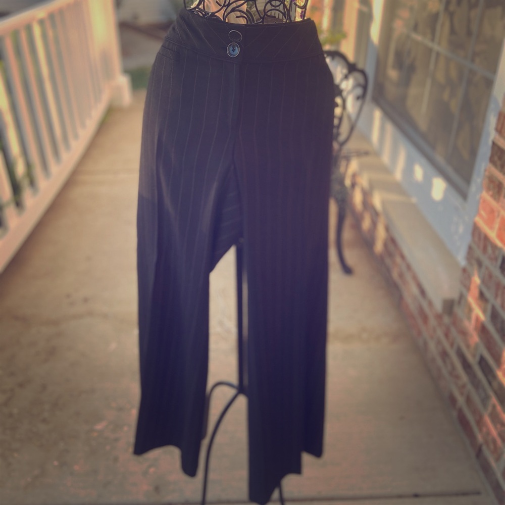 WHBM WIDE LEG BLACK PIN STRIPE TROUSERS